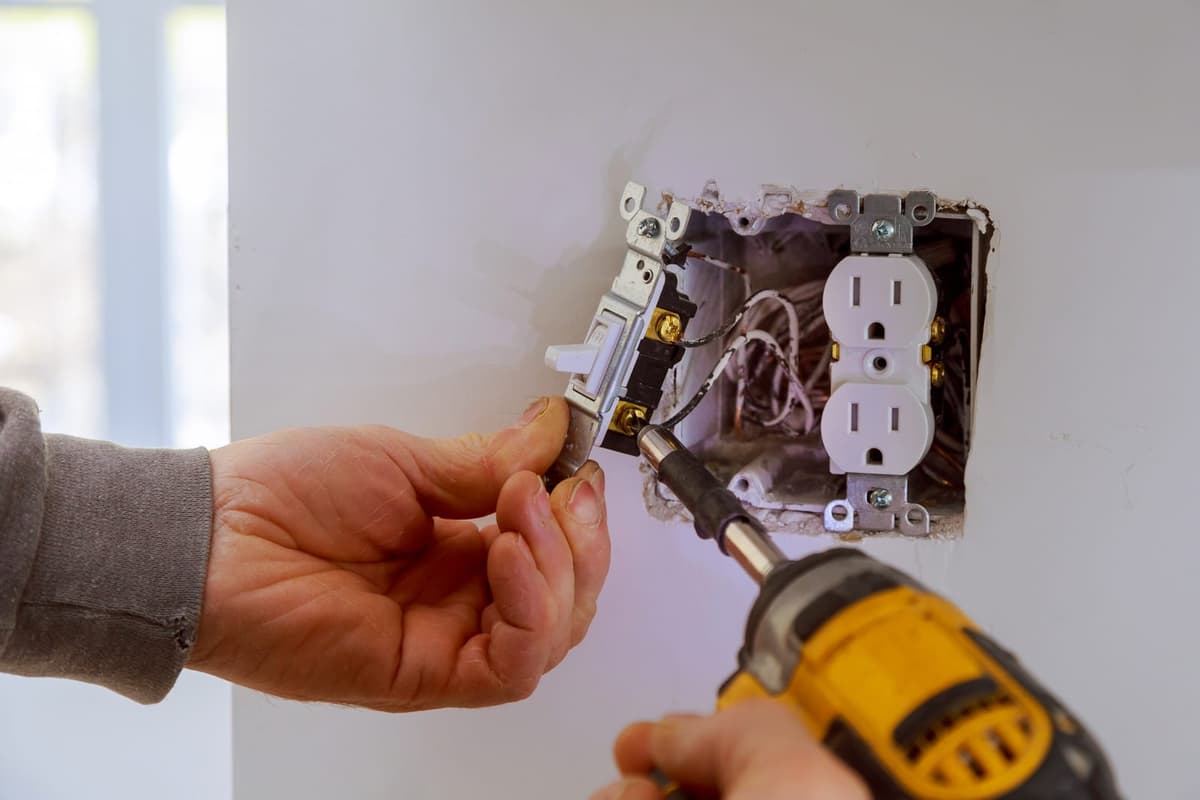 24/7 emergency home repair services